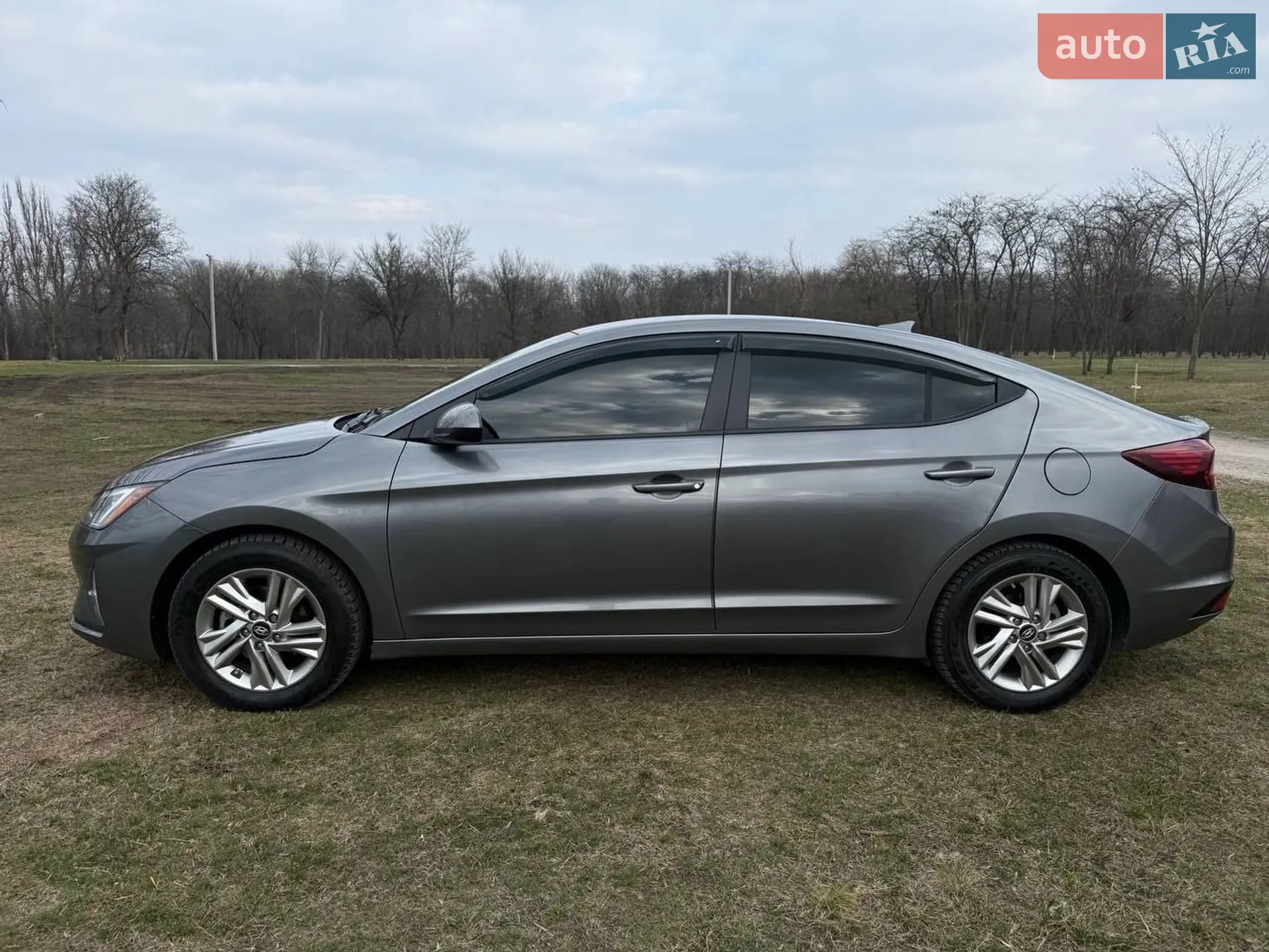 2018 Hyundai Elantra - мініатюра 3