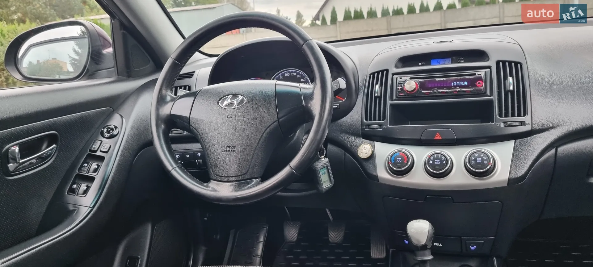 2010 Hyundai Elantra - мініатюра 21