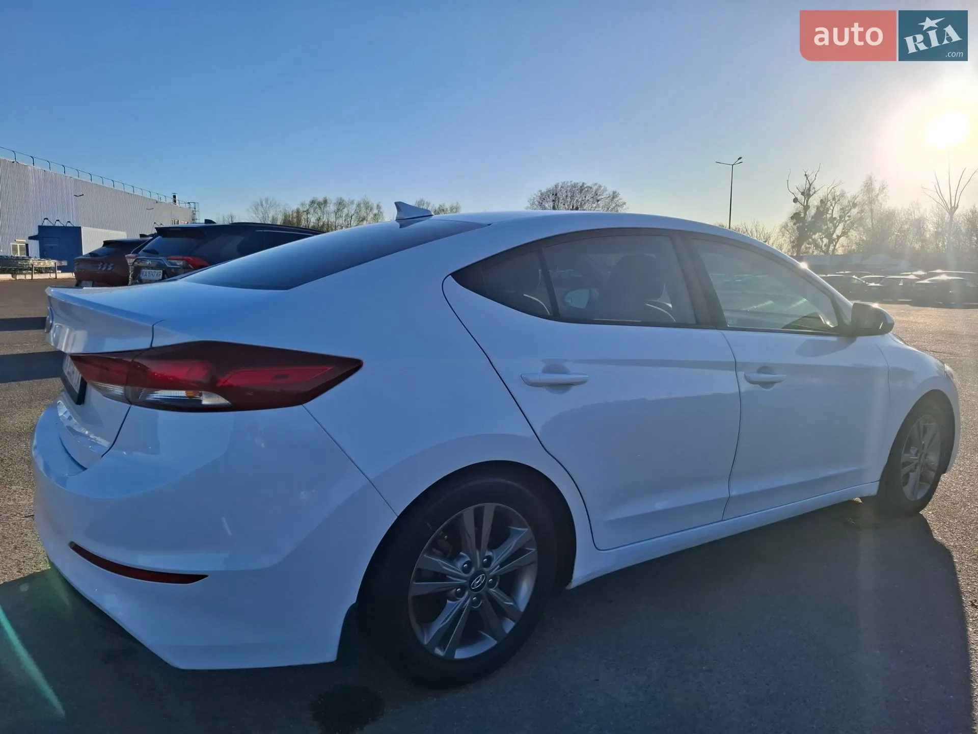 2018 Hyundai Elantra - мініатюра 5