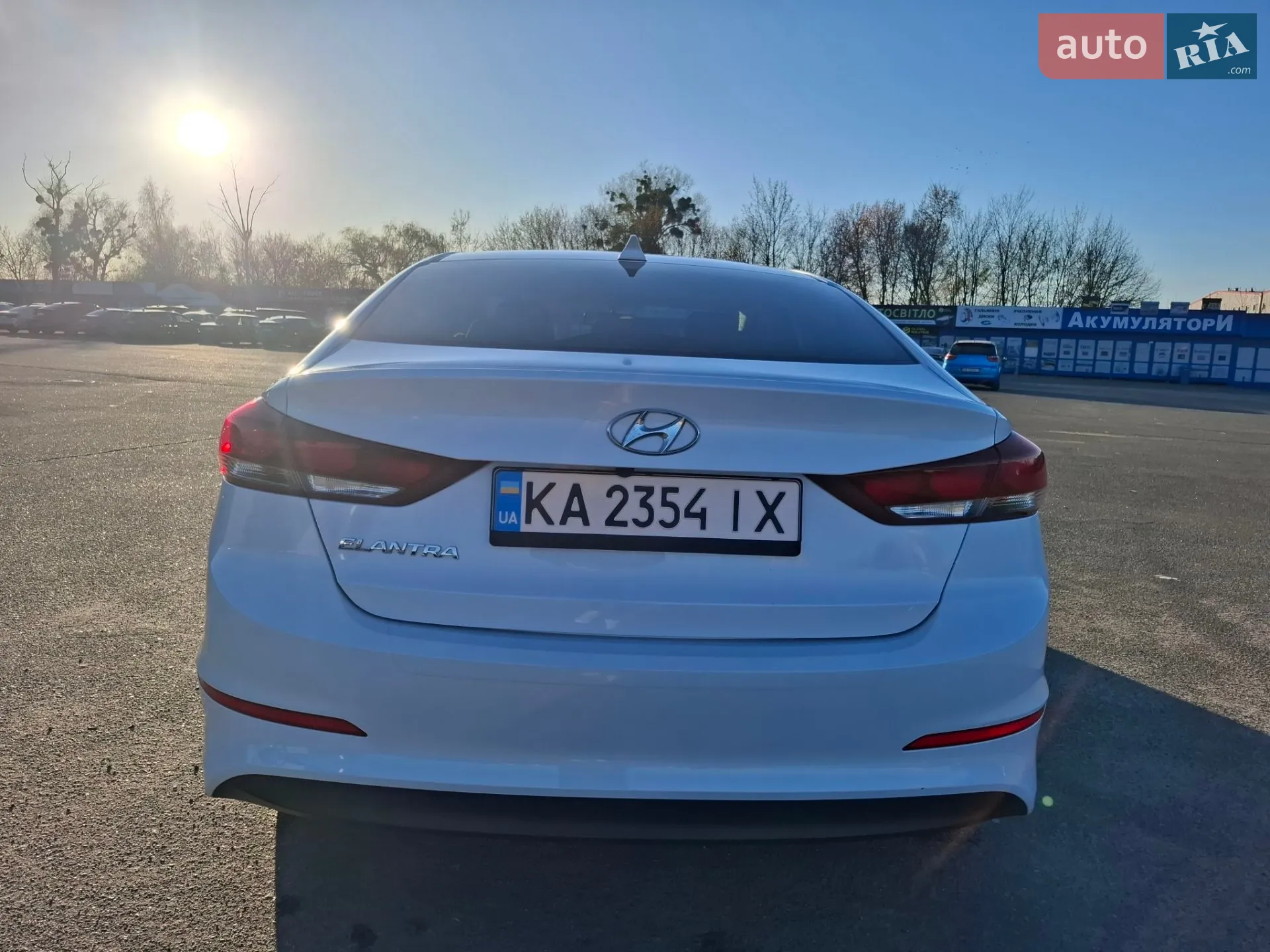 2018 Hyundai Elantra - мініатюра 4