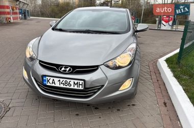Седан Hyundai Elantra 2011 в Киеве
