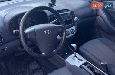 Седан Hyundai Elantra 2008 в Києві