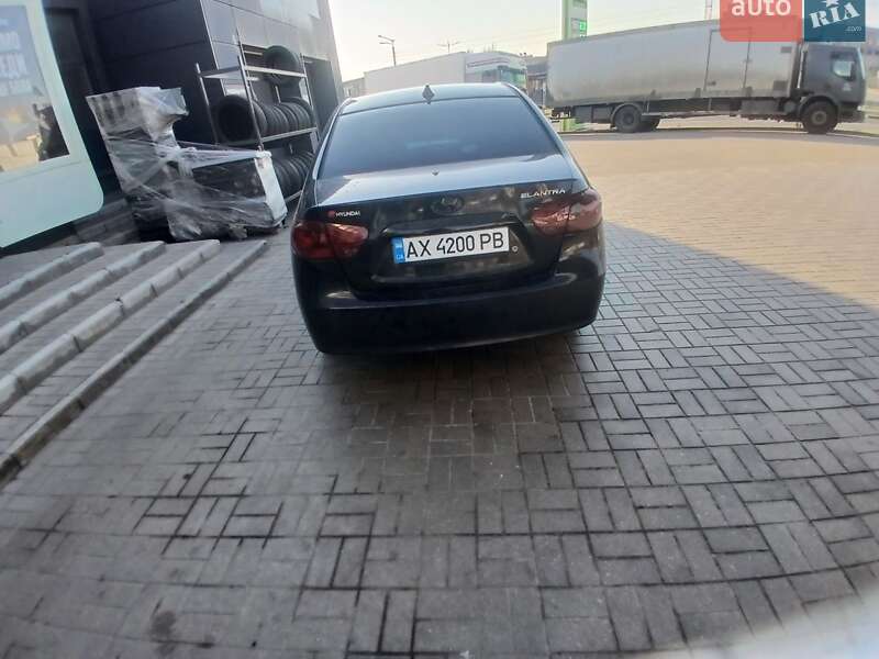 Hyundai Elantra 2010