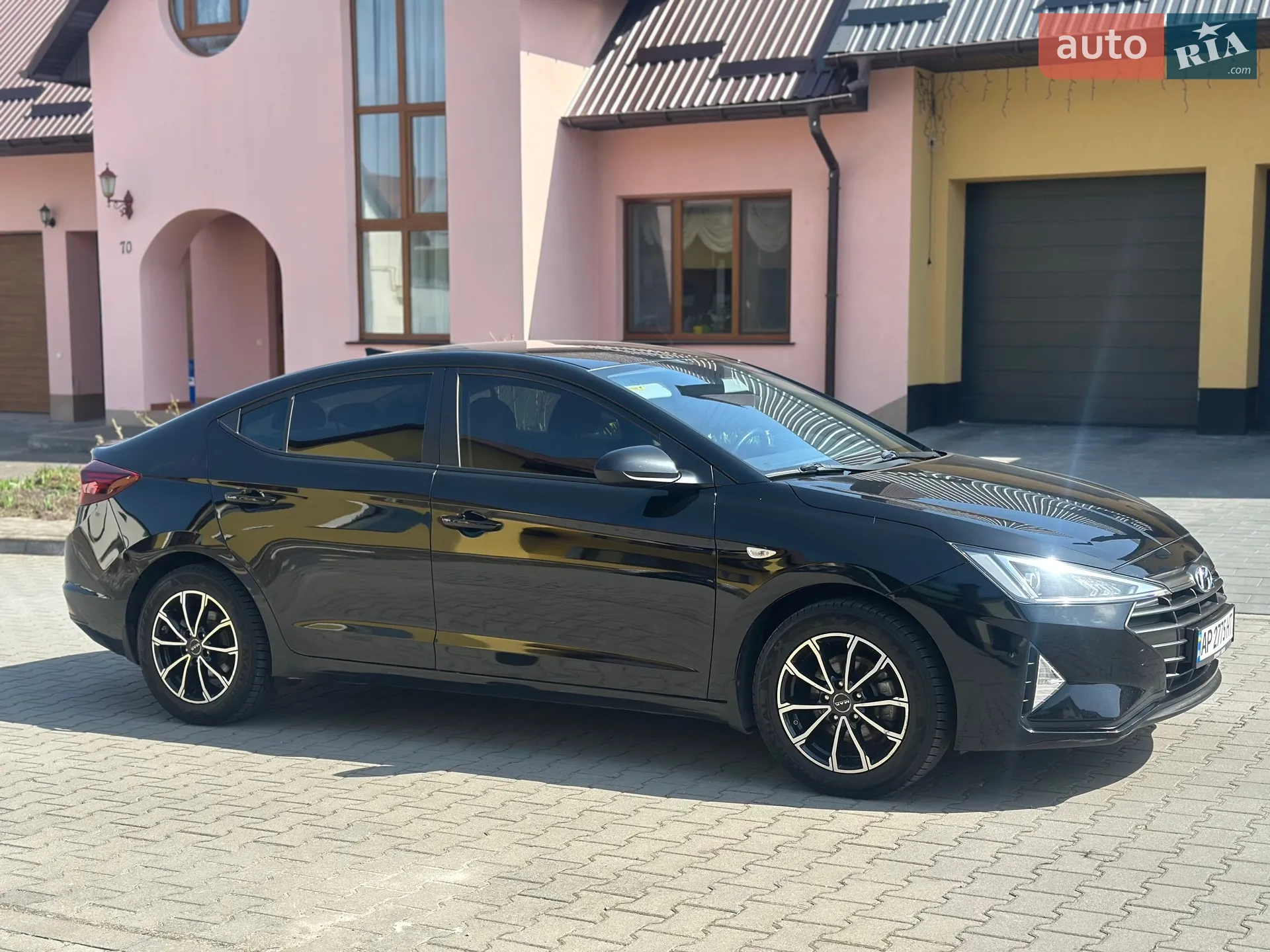 2019 Hyundai Elantra - мініатюра 10