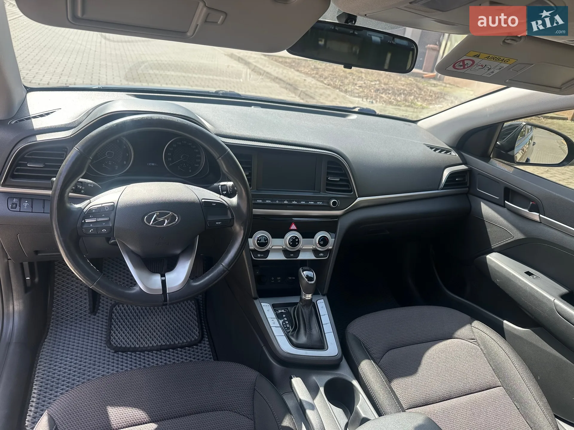 2019 Hyundai Elantra - мініатюра 39