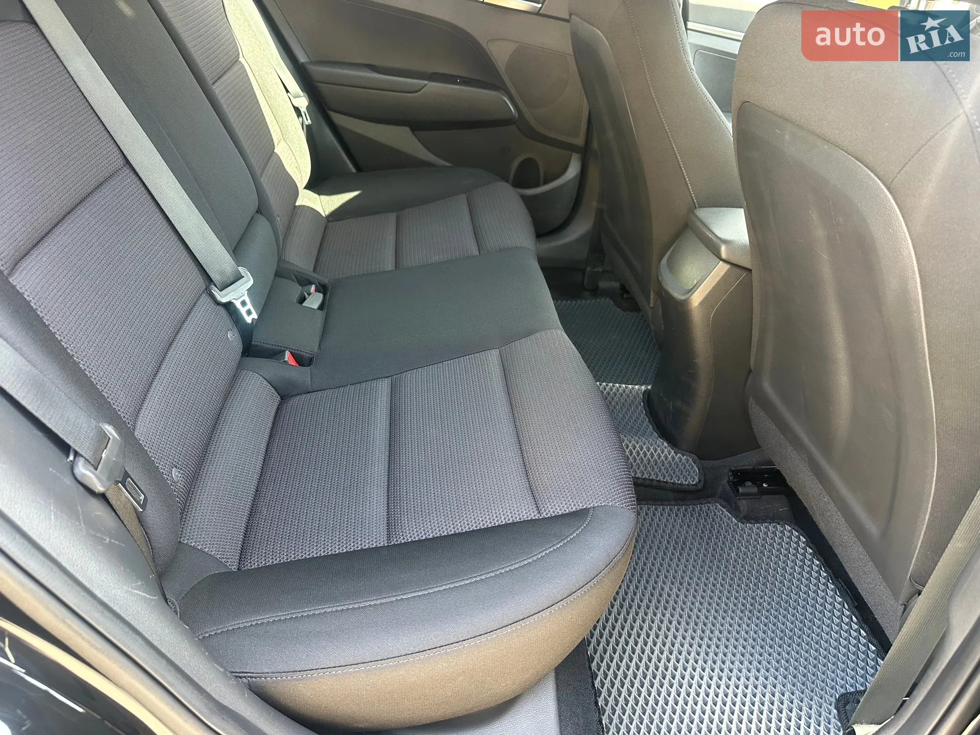2019 Hyundai Elantra - мініатюра 47