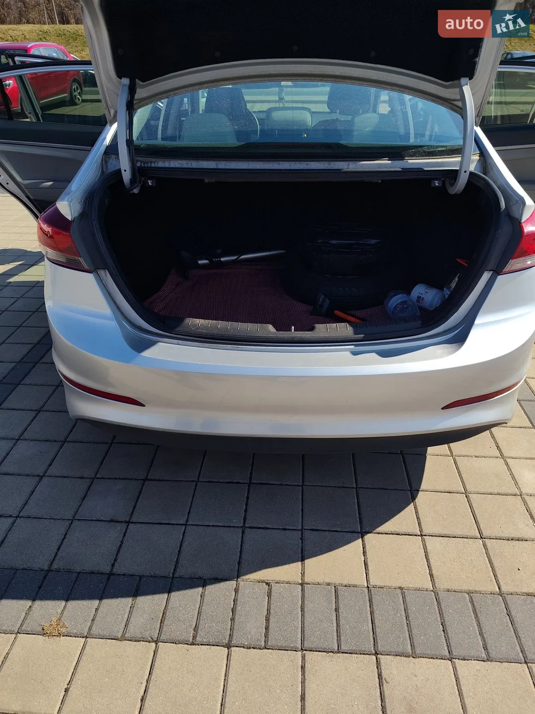2017 Hyundai Elantra - мініатюра 2