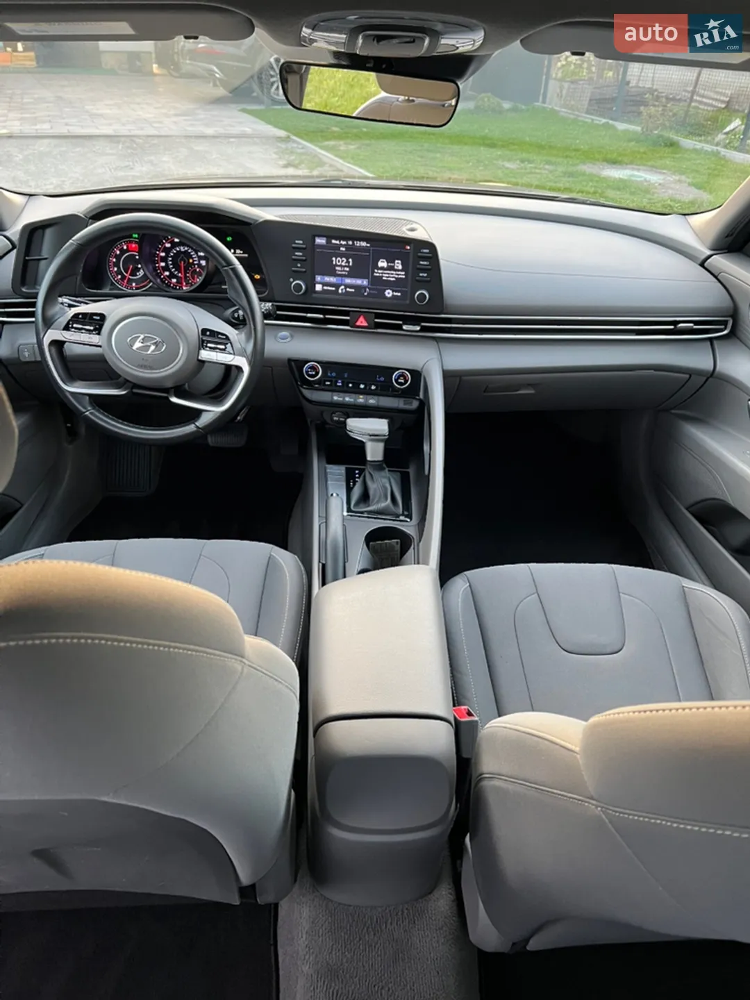 2022 Hyundai Elantra - мініатюра 10
