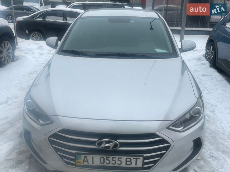 Hyundai Elantra 2017