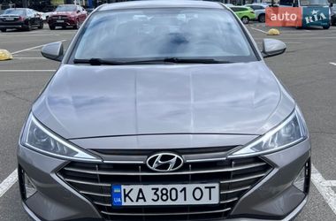Седан Hyundai Elantra 2020 в Києві