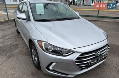 Седан Hyundai Elantra 2016 в Києві
