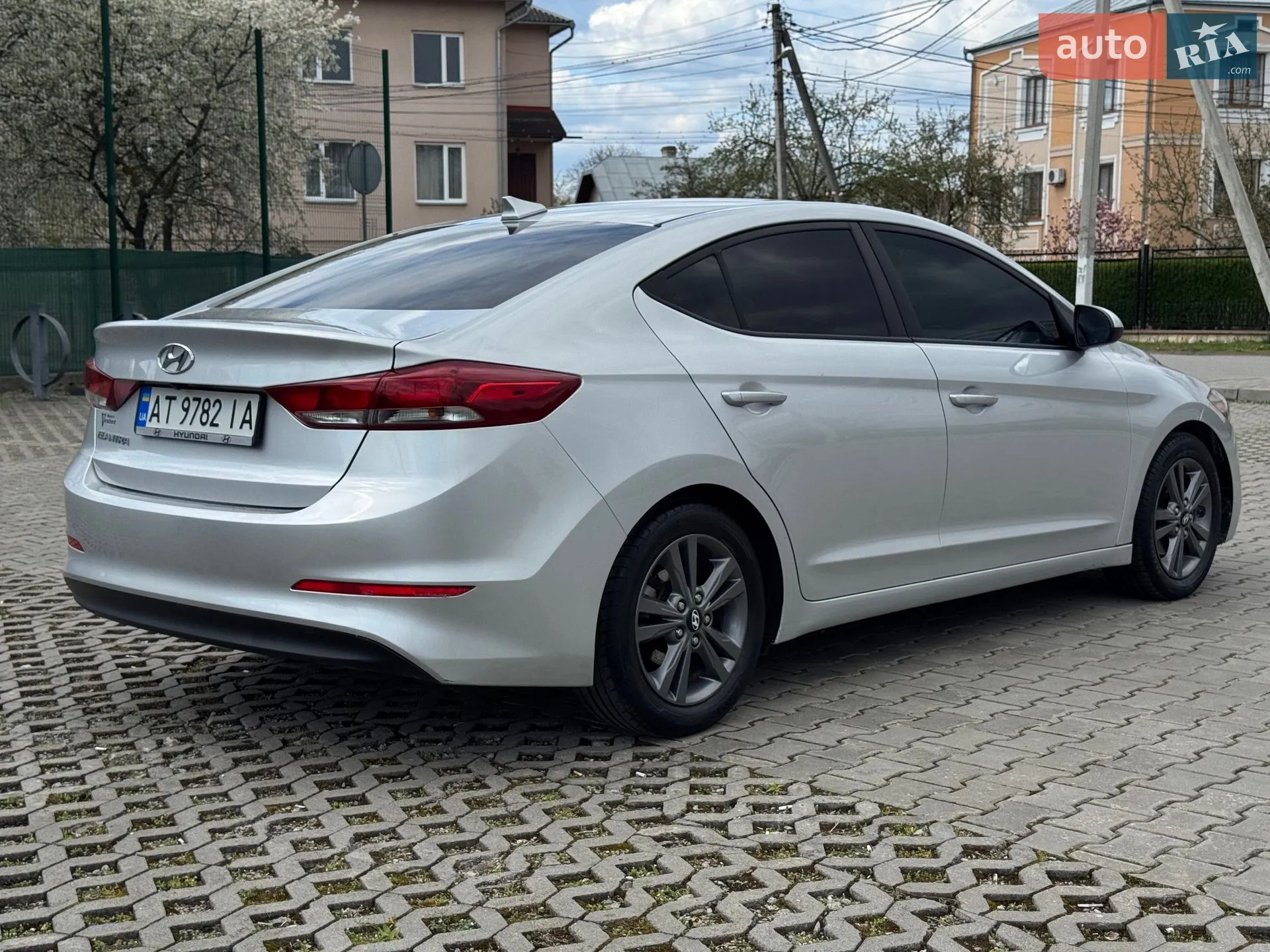 2018 Hyundai Elantra - мініатюра 17