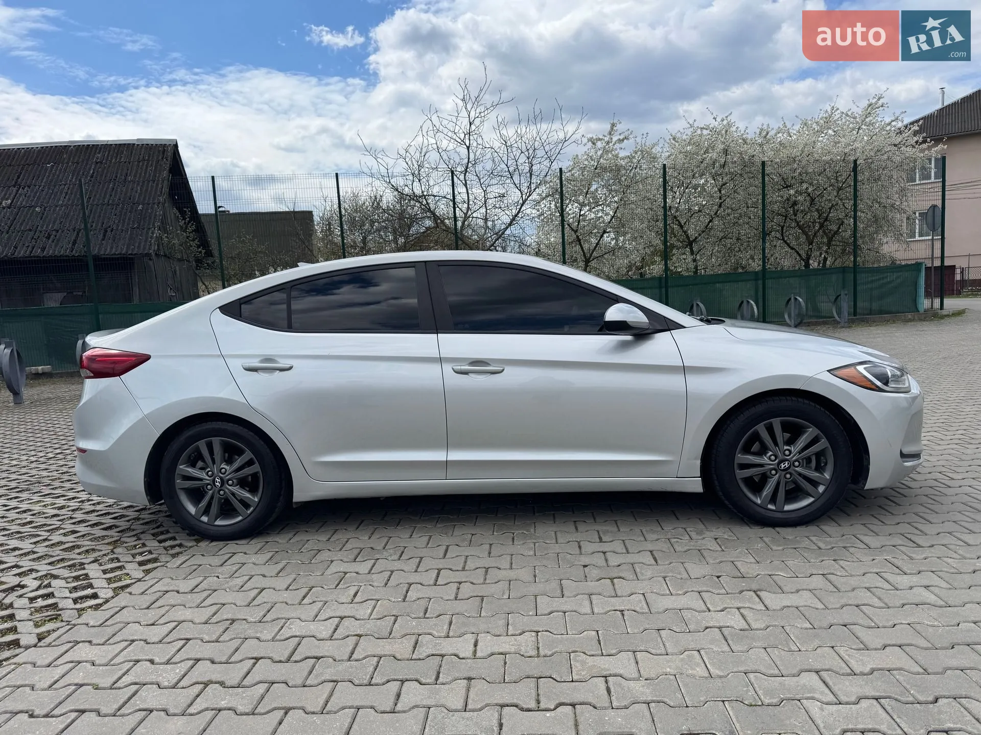 2018 Hyundai Elantra - мініатюра 41