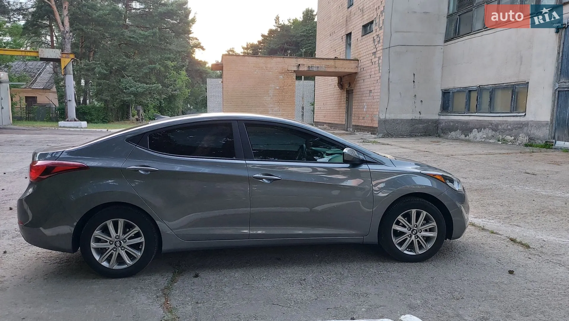 2014 Hyundai Elantra - мініатюра 8