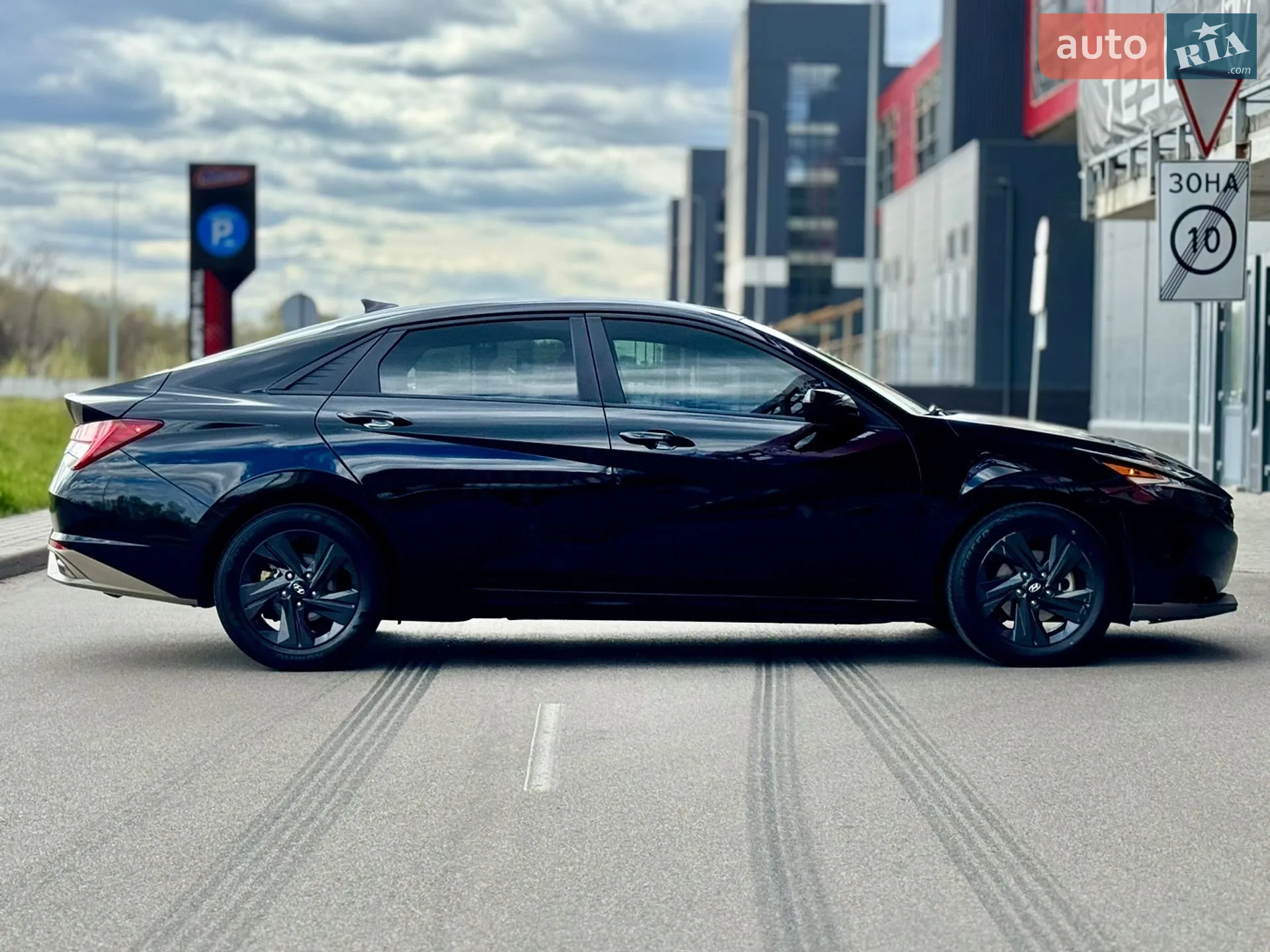 2021 Hyundai Elantra - мініатюра 4