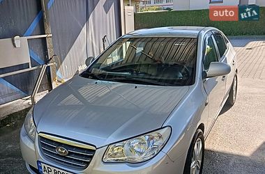 Седан Hyundai Elantra 2008 в Львове