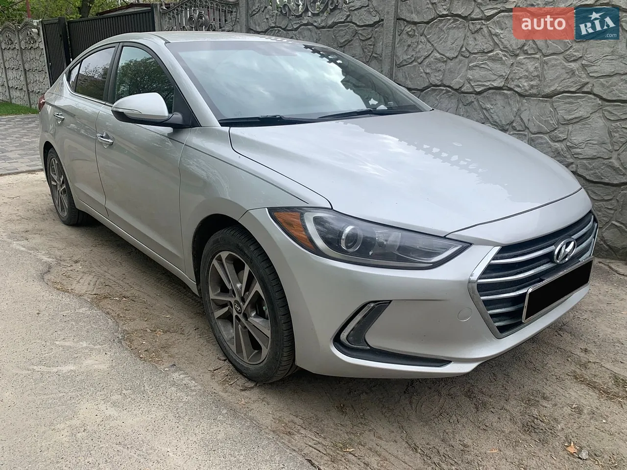 2016 Hyundai Elantra - мініатюра 28