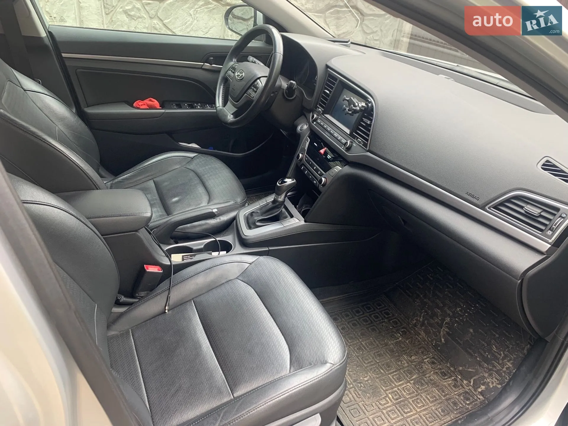 2016 Hyundai Elantra - мініатюра 8