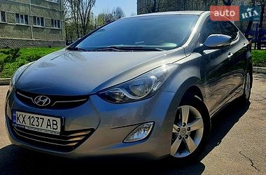 Седан Hyundai Elantra 2013 в Харькове