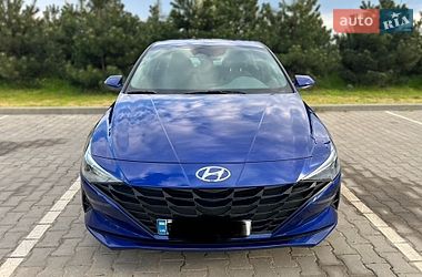 Седан Hyundai Elantra 2023 в Одессе