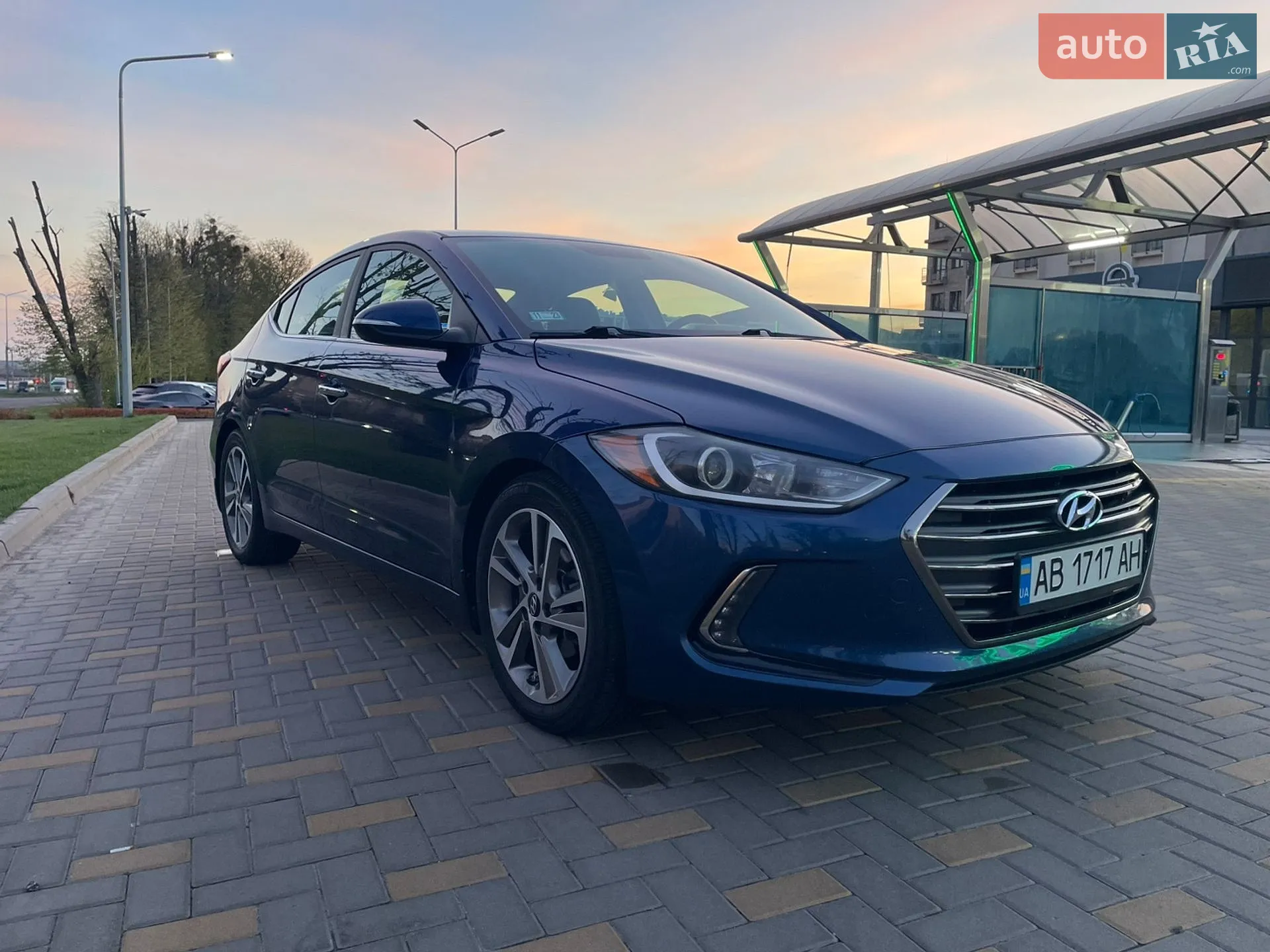2016 Hyundai Elantra - мініатюра 2