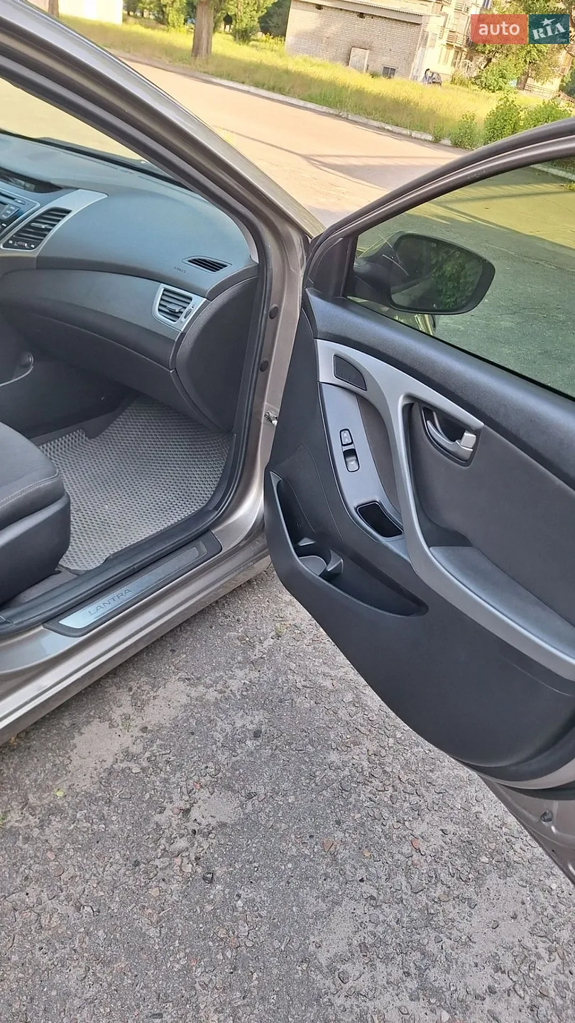 2014 Hyundai Elantra - мініатюра 7