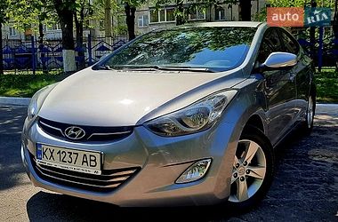 Седан Hyundai Elantra 2013 в Харкові