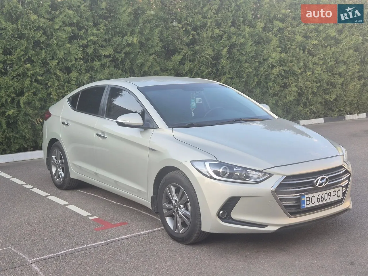 2018 Hyundai Elantra - мініатюра 17
