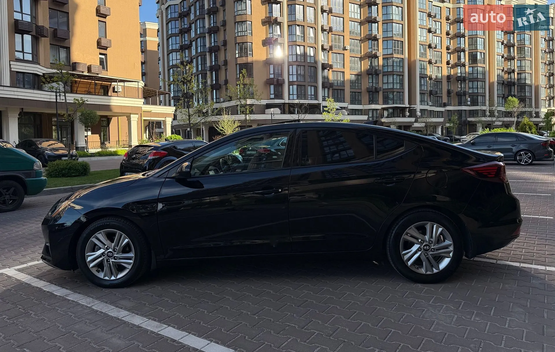 2020 Hyundai Elantra - мініатюра 4