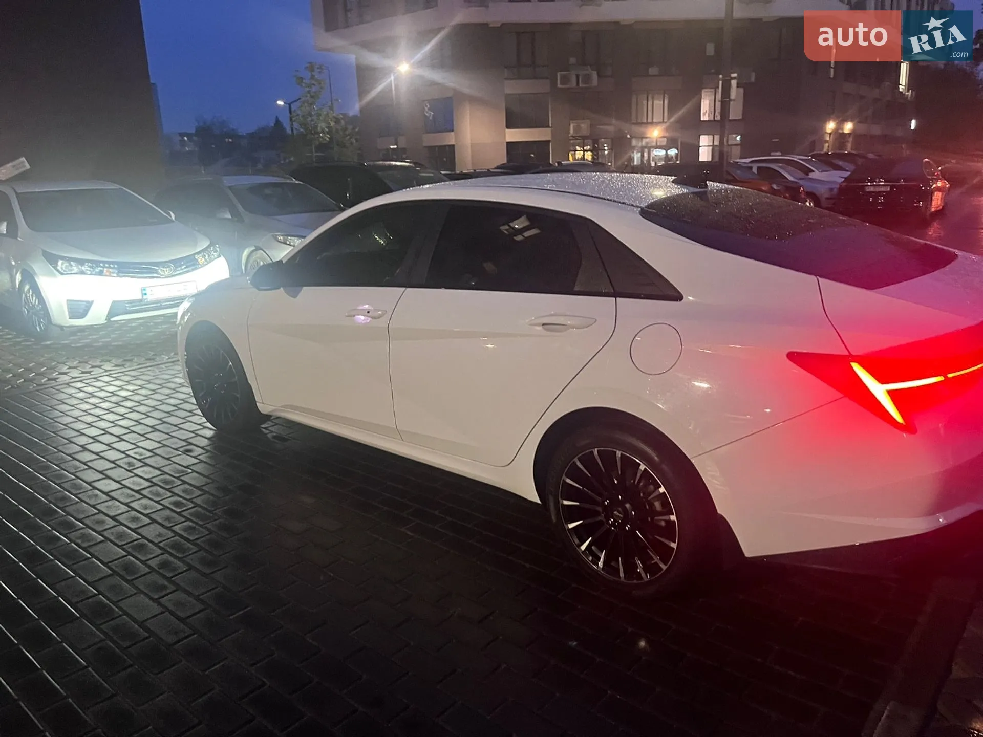 2021 Hyundai Elantra - мініатюра 5