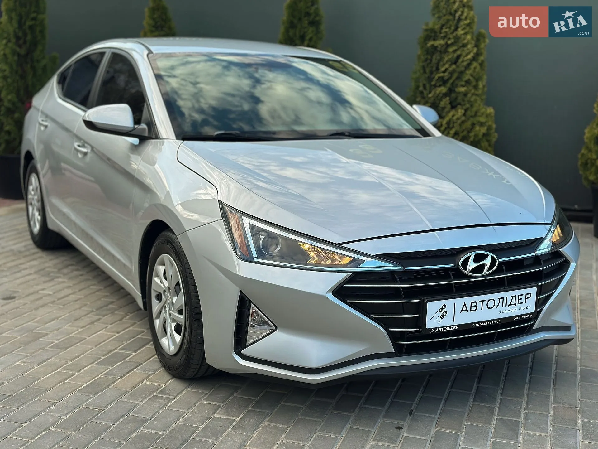 2019 Hyundai Elantra - мініатюра 6