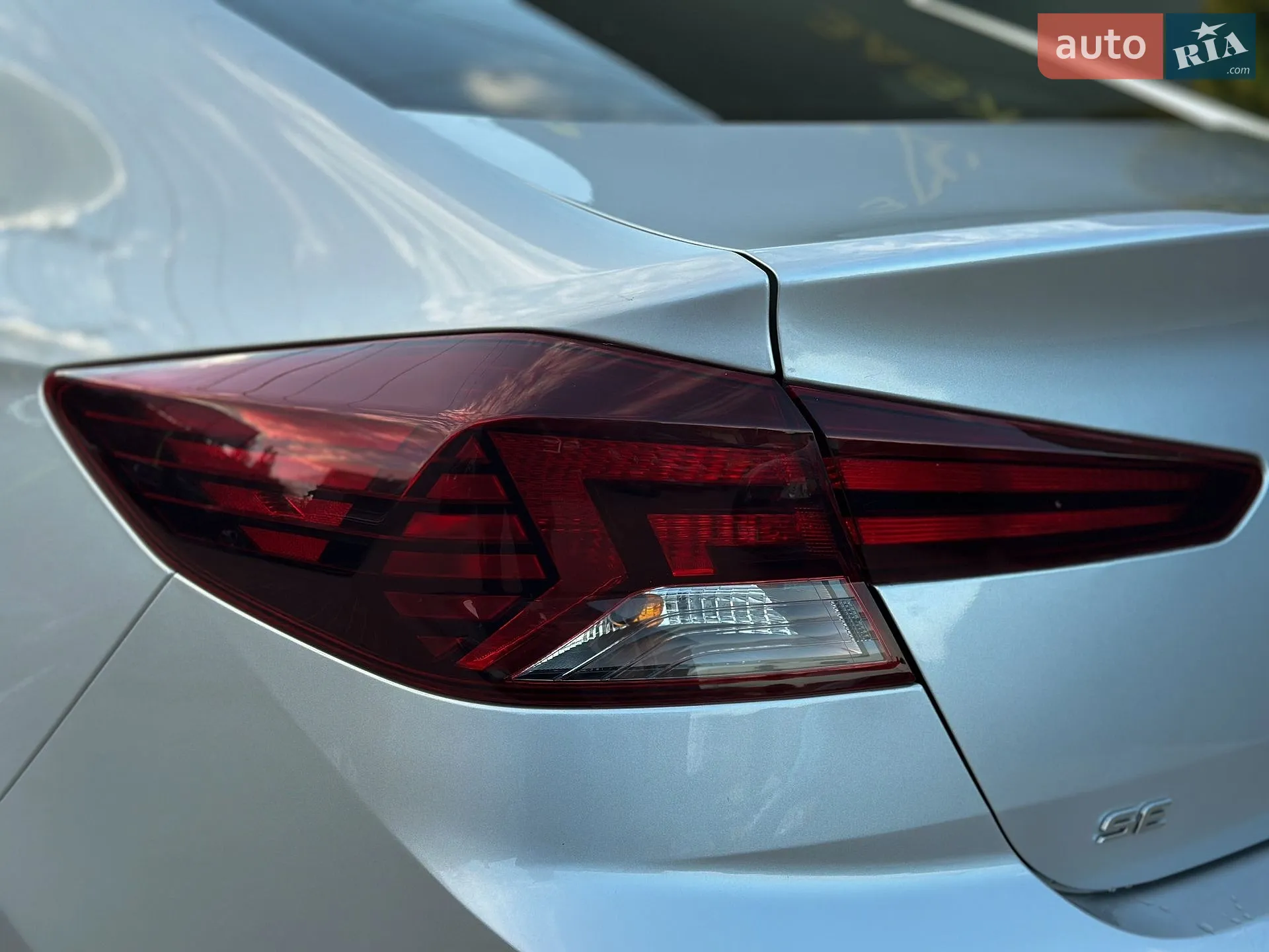 2019 Hyundai Elantra - мініатюра 19