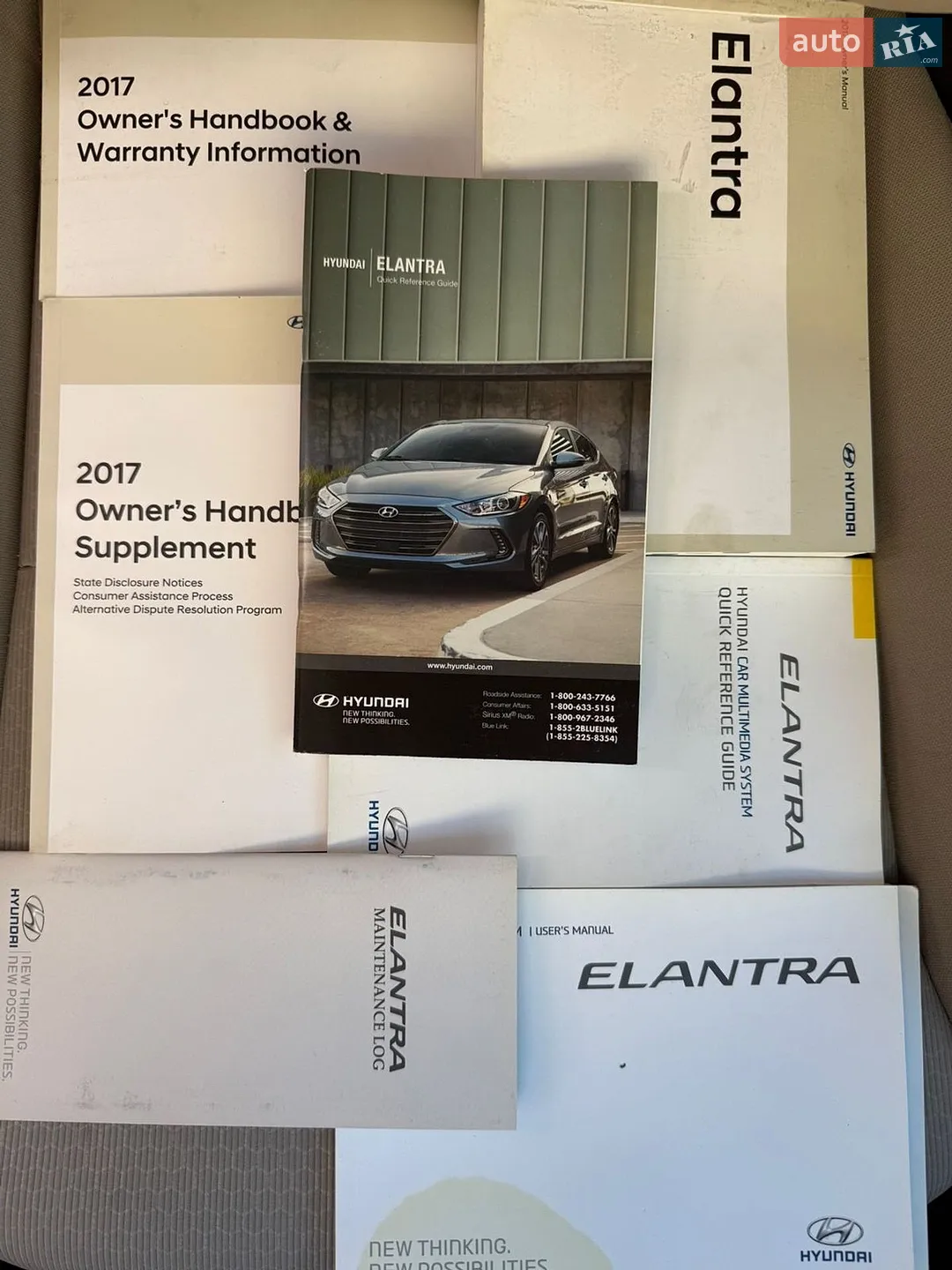 2017 Hyundai Elantra - мініатюра 18