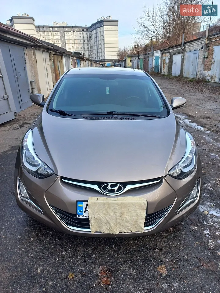 2014 Hyundai Elantra - мініатюра 13