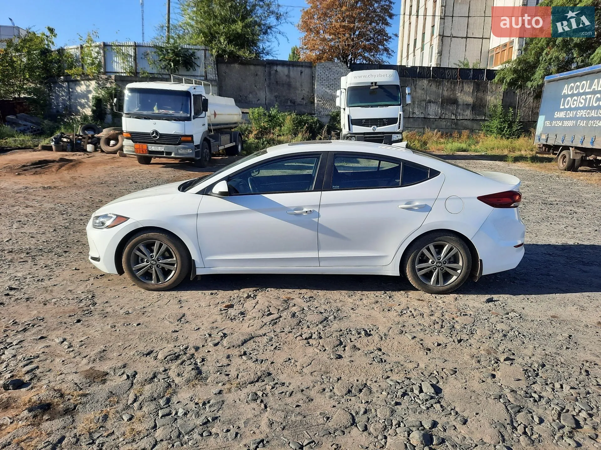 2017 Hyundai Elantra - мініатюра 14
