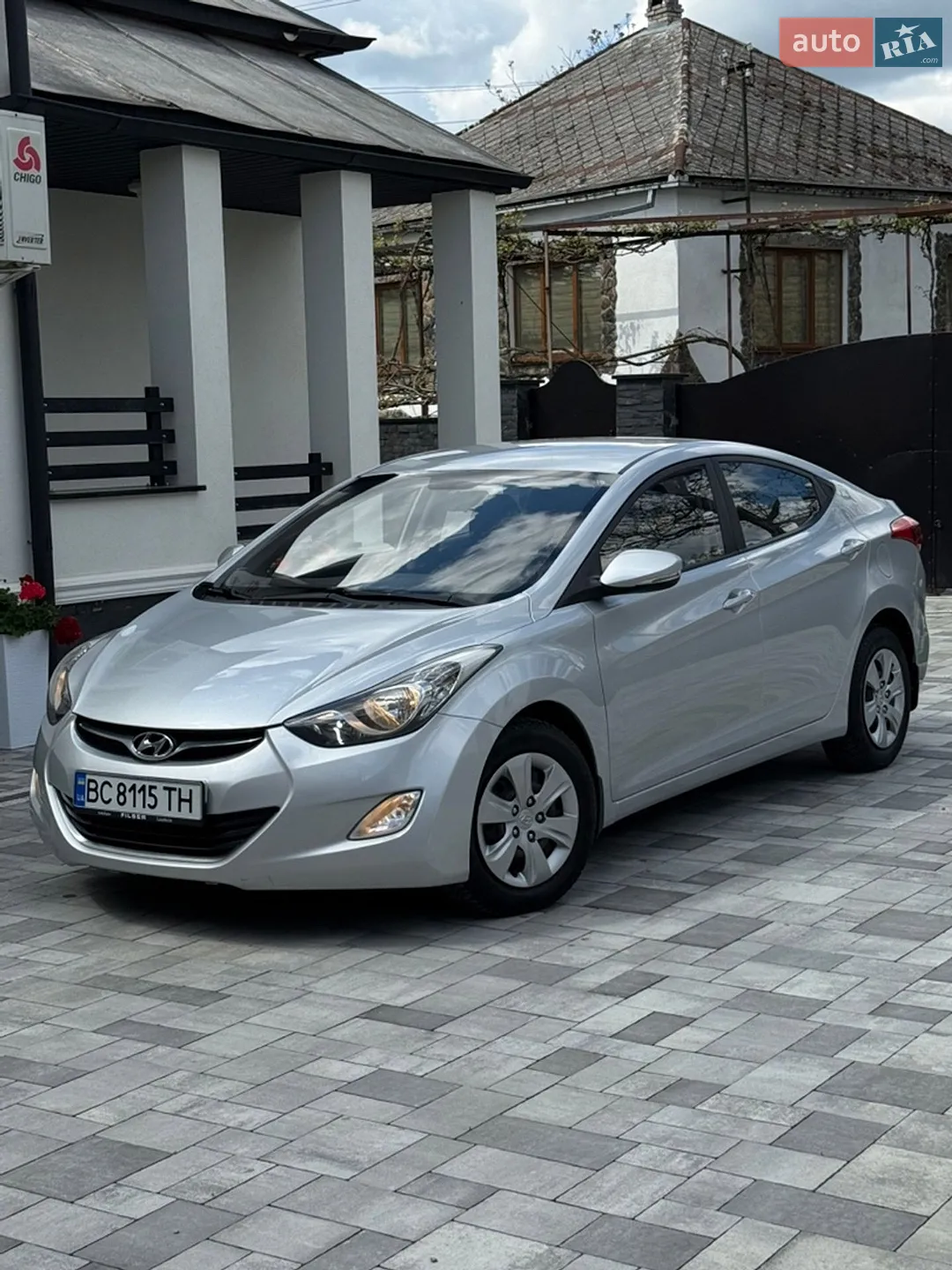 2011 Hyundai Elantra - мініатюра 10