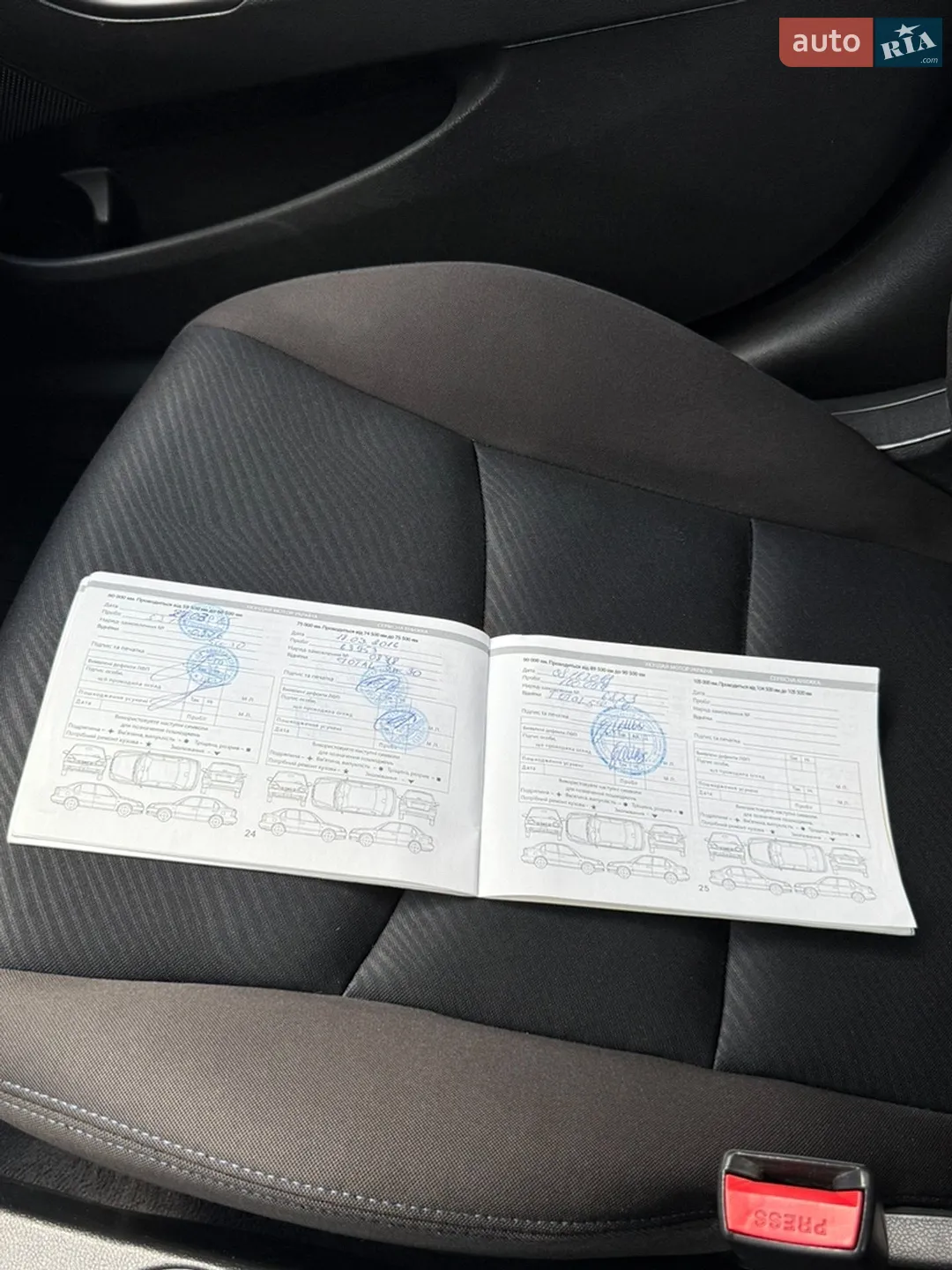 2011 Hyundai Elantra - мініатюра 16
