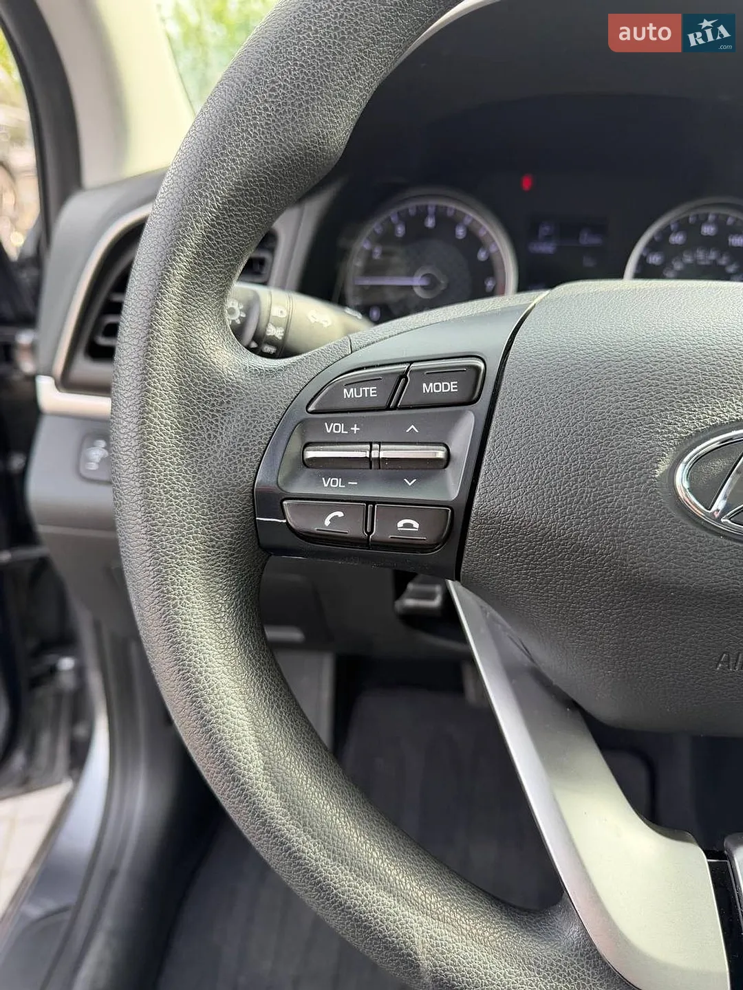 2018 Hyundai Elantra - мініатюра 15