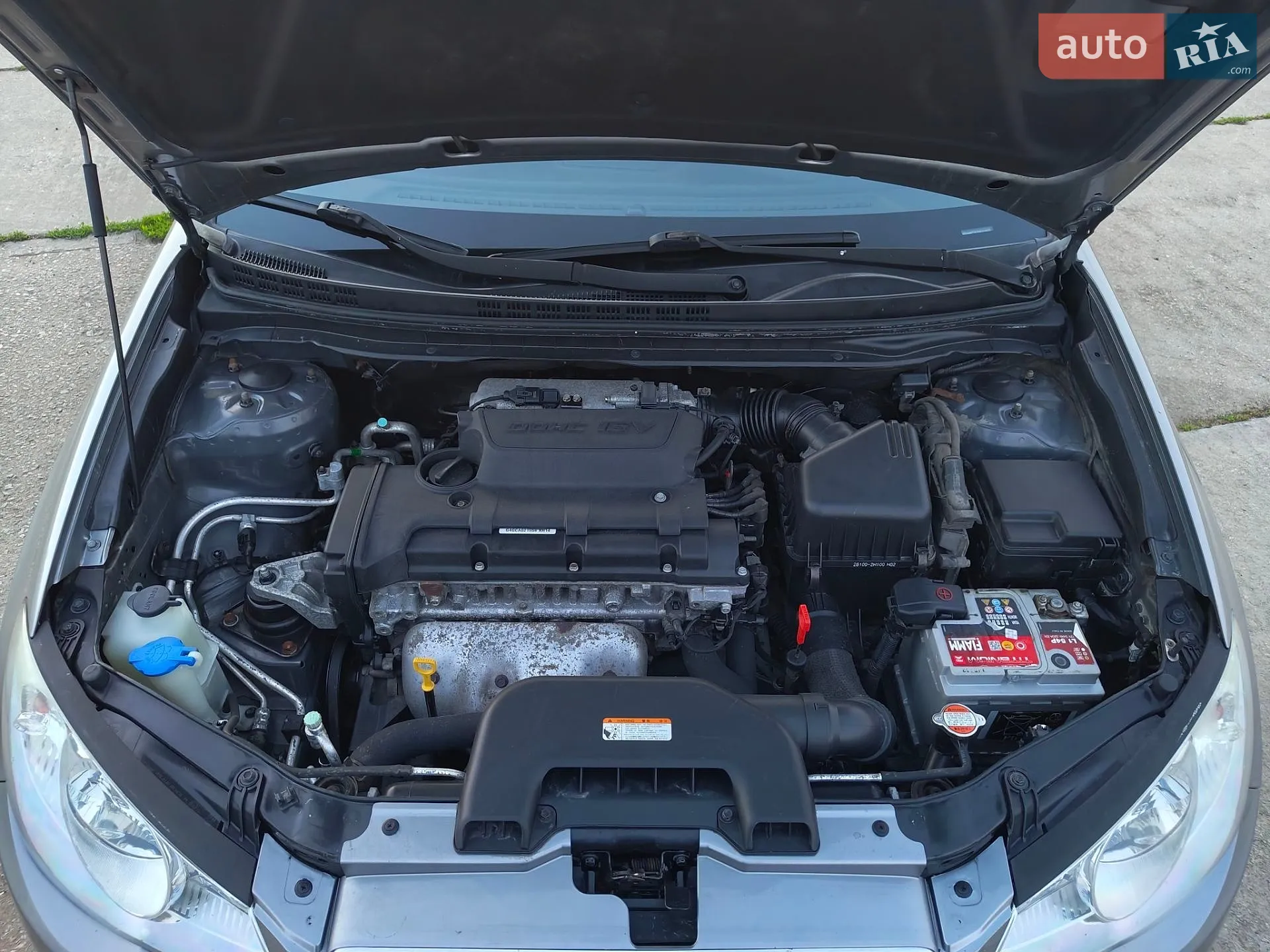 2011 Hyundai Elantra - мініатюра 21