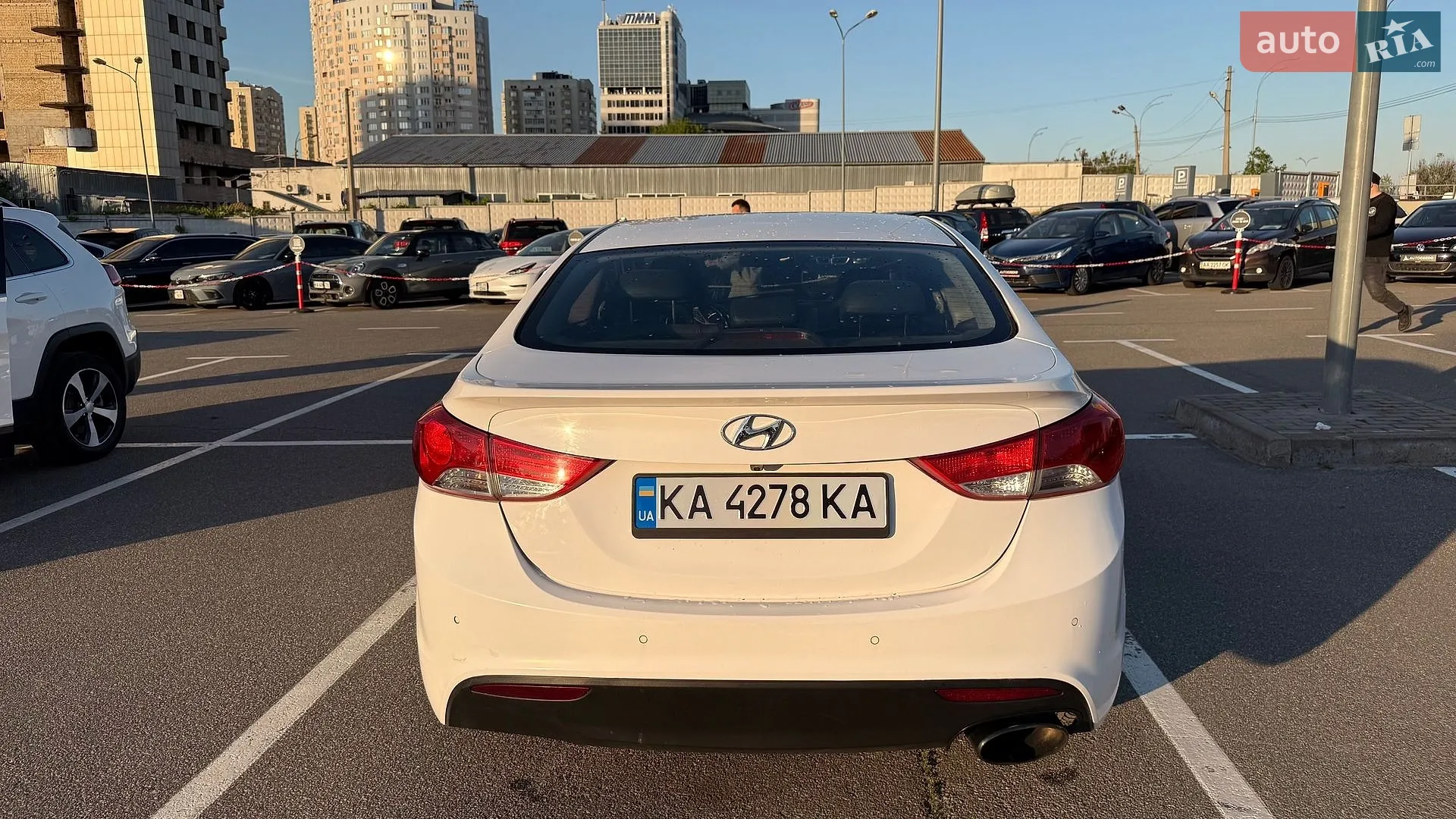 2014 Hyundai Elantra - мініатюра 11
