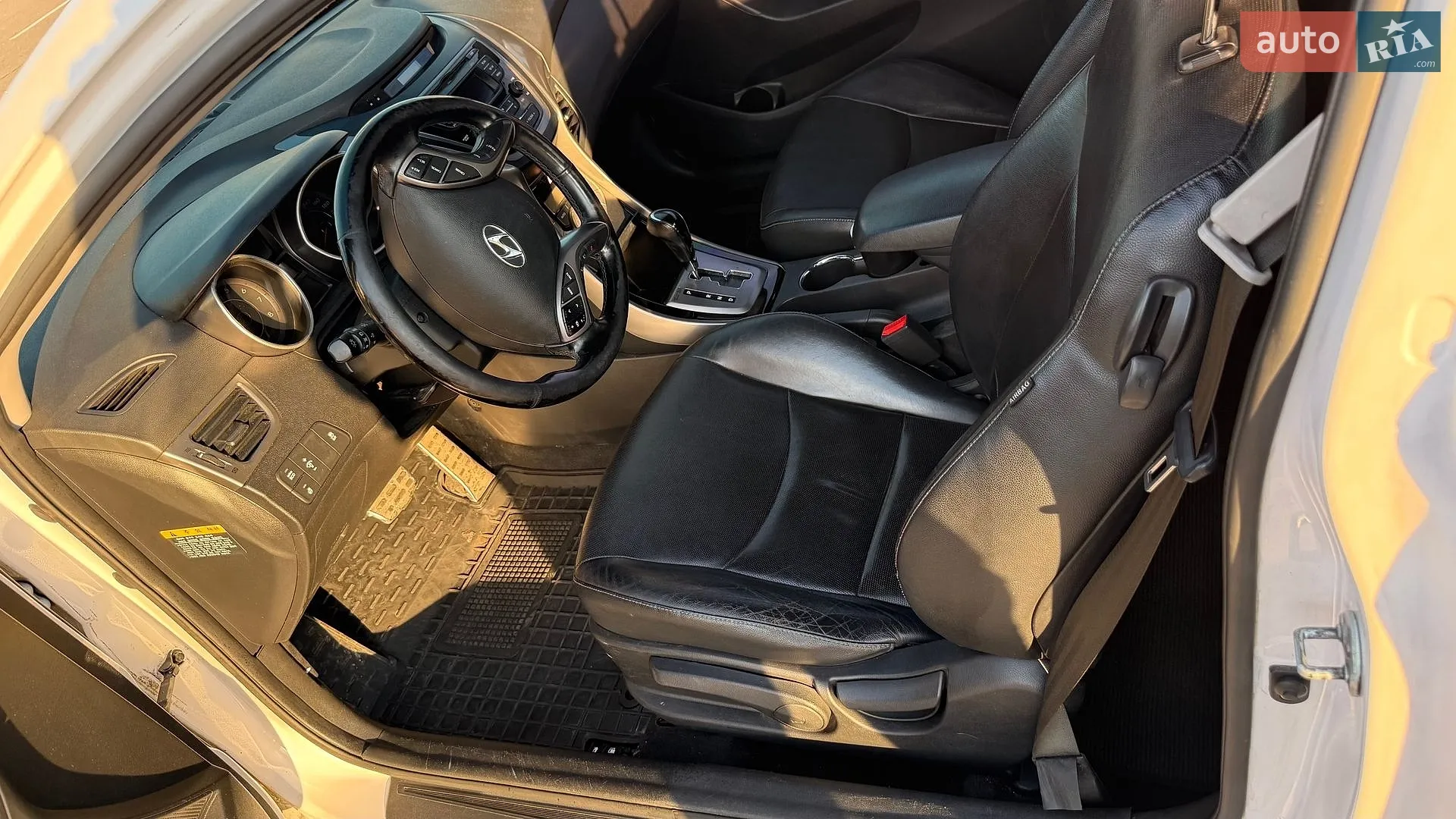 2014 Hyundai Elantra - мініатюра 15