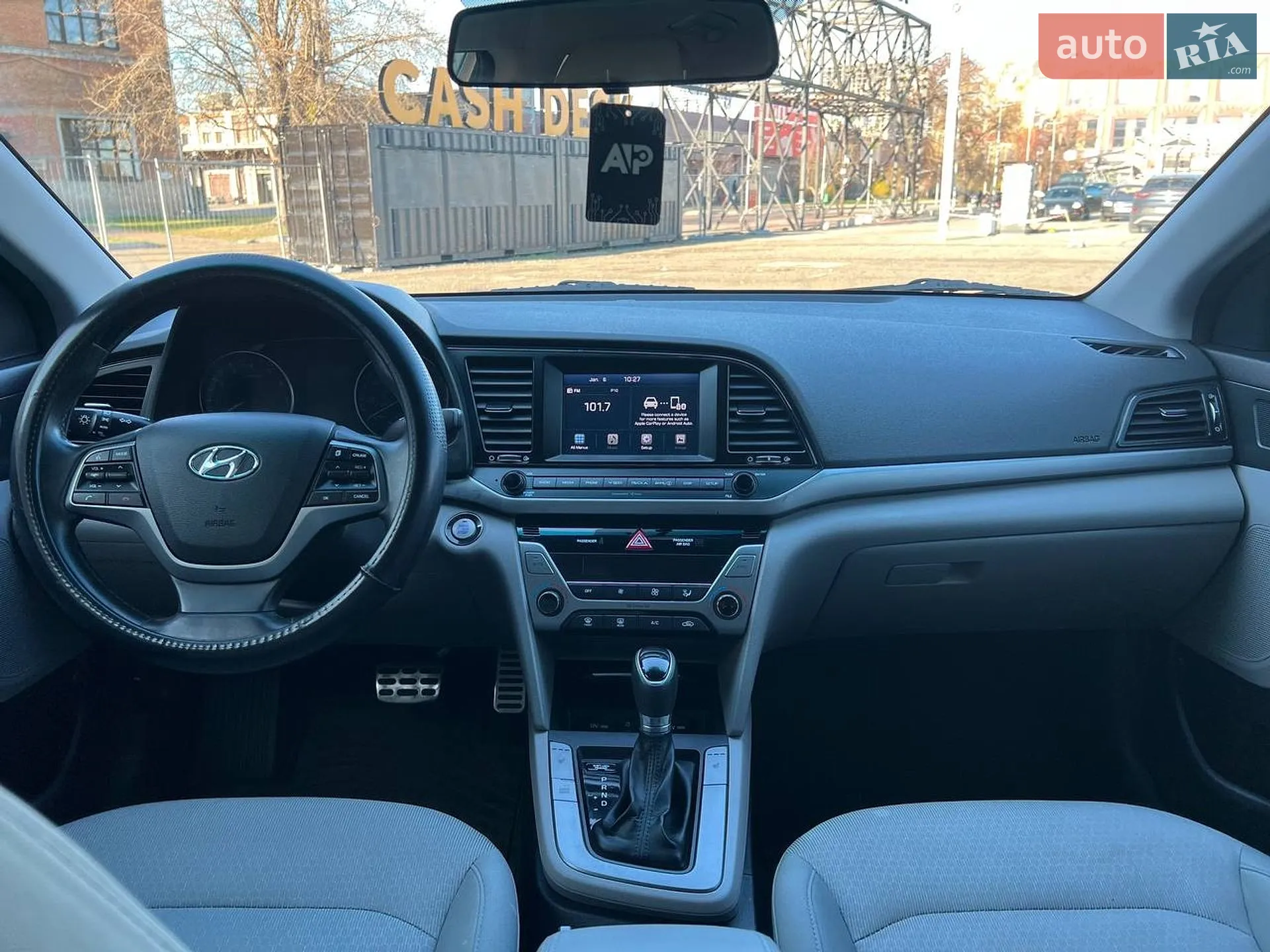 2016 Hyundai Elantra - мініатюра 13
