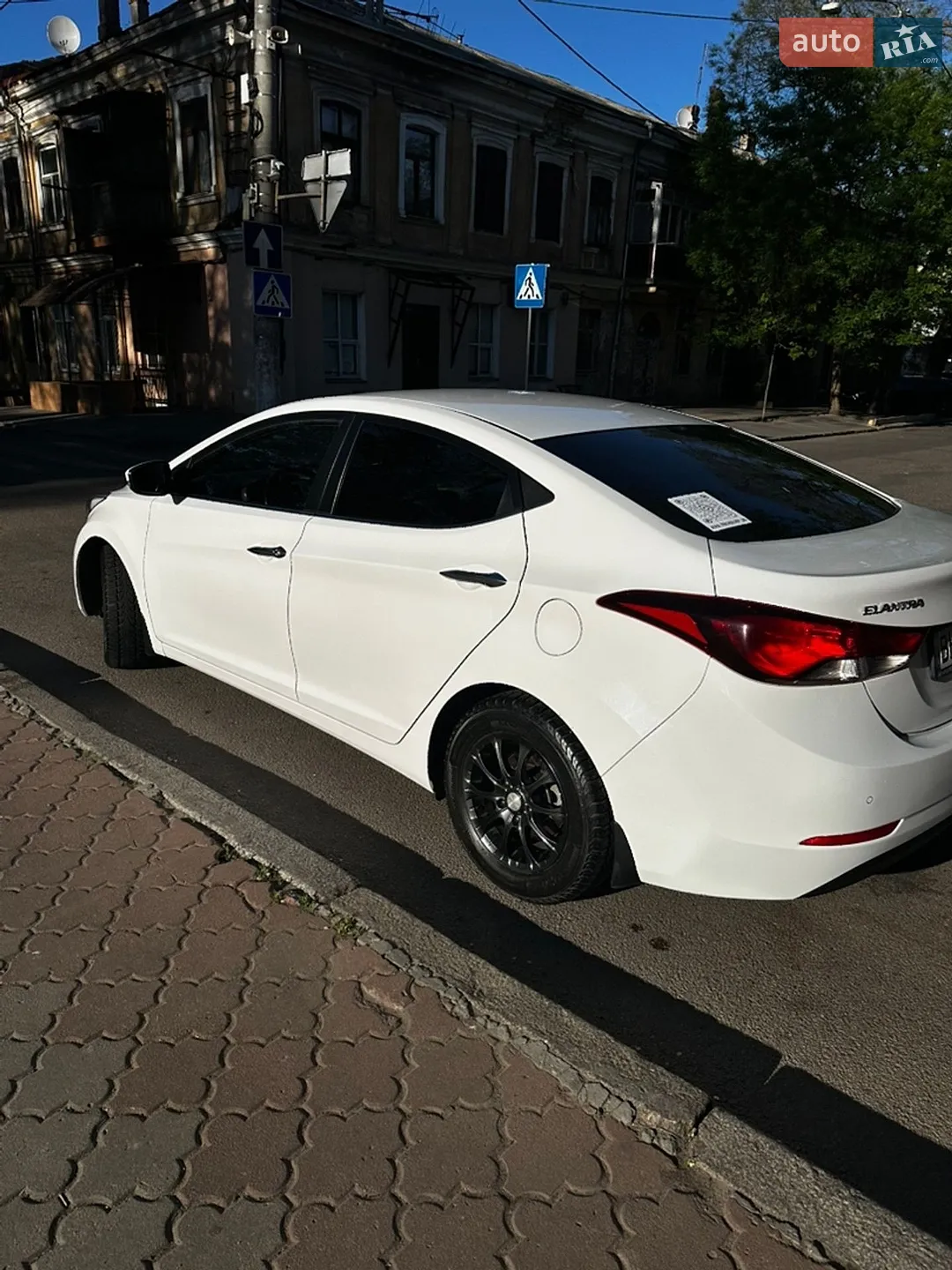 2015 Hyundai Elantra - мініатюра 8