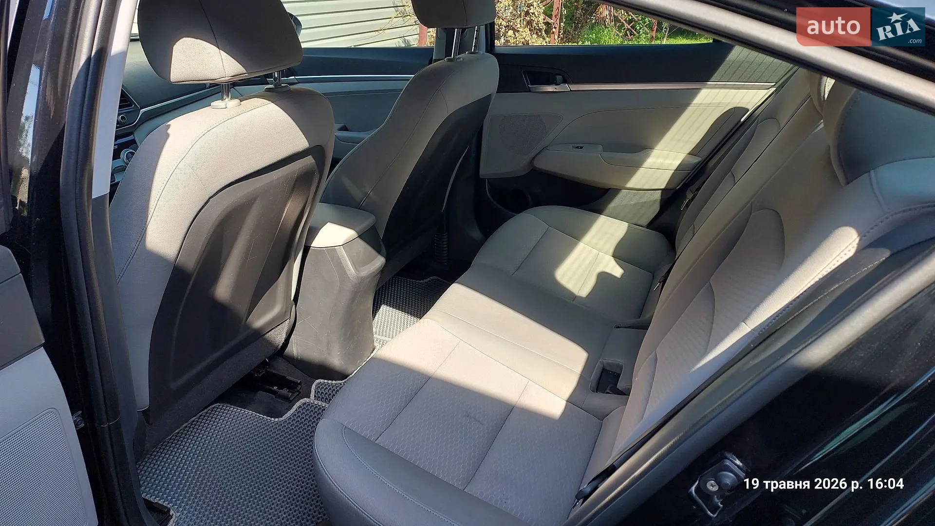 2018 Hyundai Elantra - мініатюра 11
