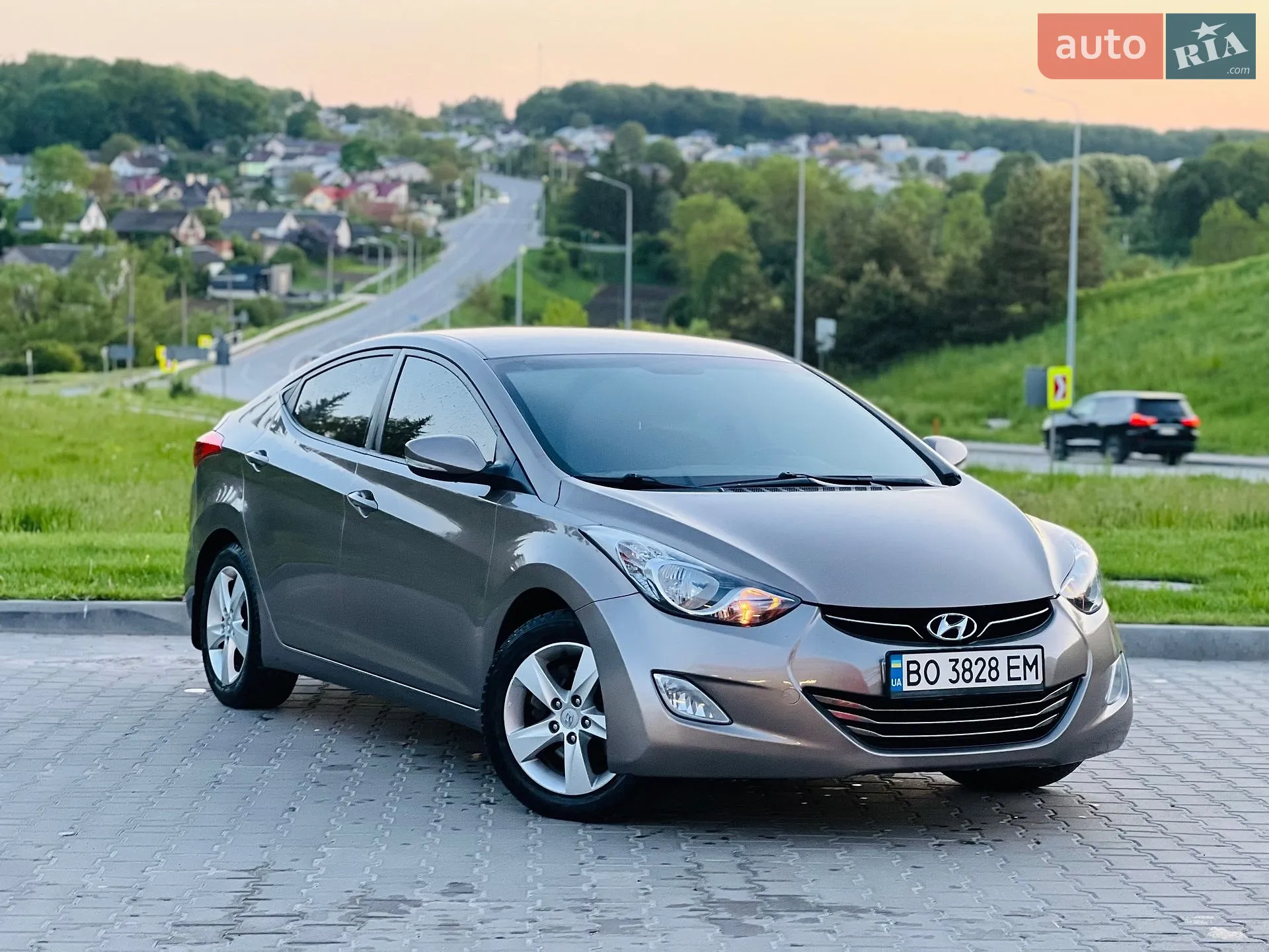 2012 Hyundai Elantra - мініатюра 2