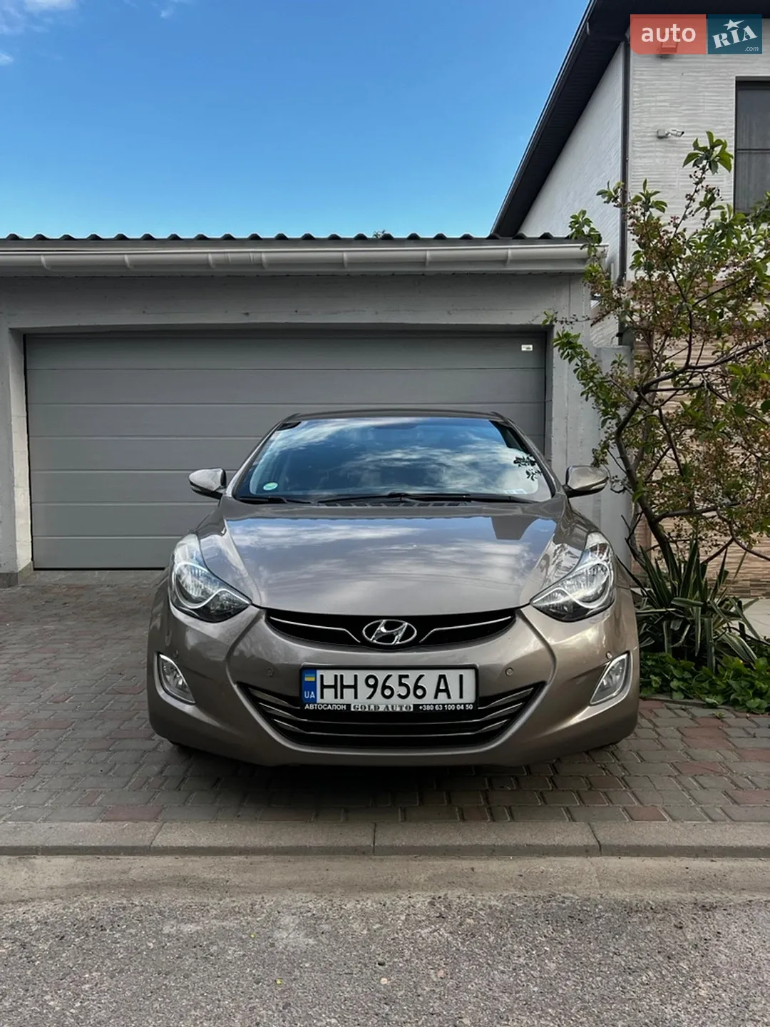 2012 Hyundai Elantra - фото 1
