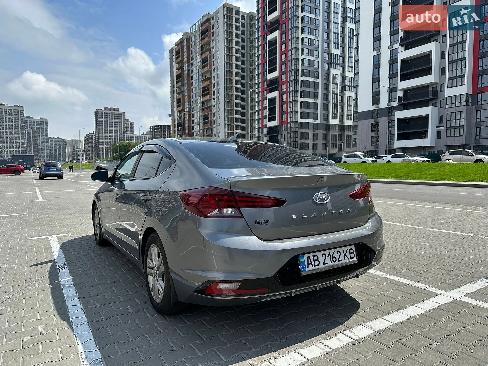 2018 Hyundai Elantra - мініатюра 2