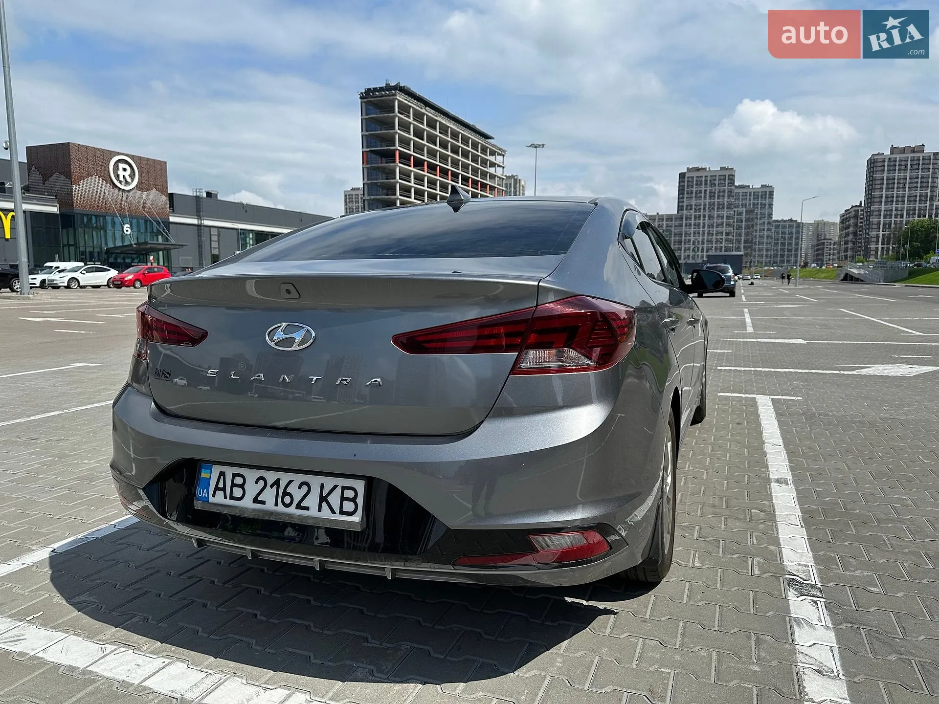 2018 Hyundai Elantra - мініатюра 5