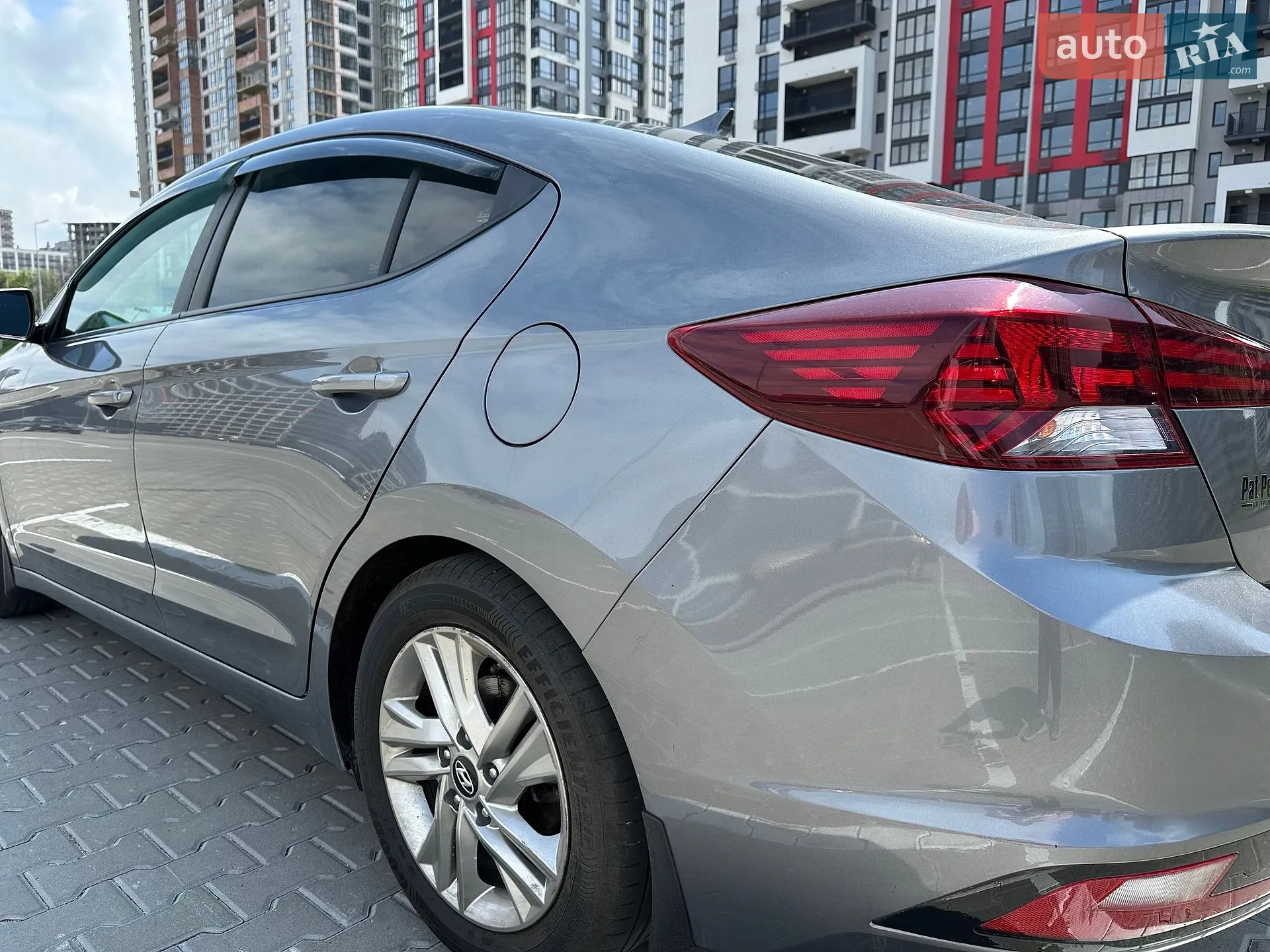 2018 Hyundai Elantra - мініатюра 9
