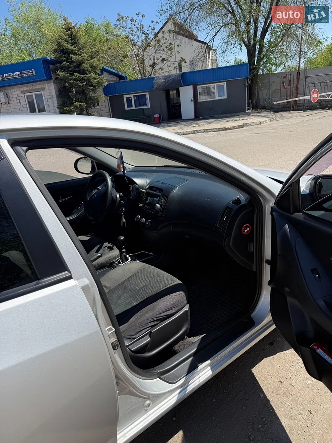 2010 Hyundai Elantra - мініатюра 3